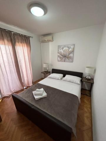 Apartments And Rooms Diana Zadar Exterior photo