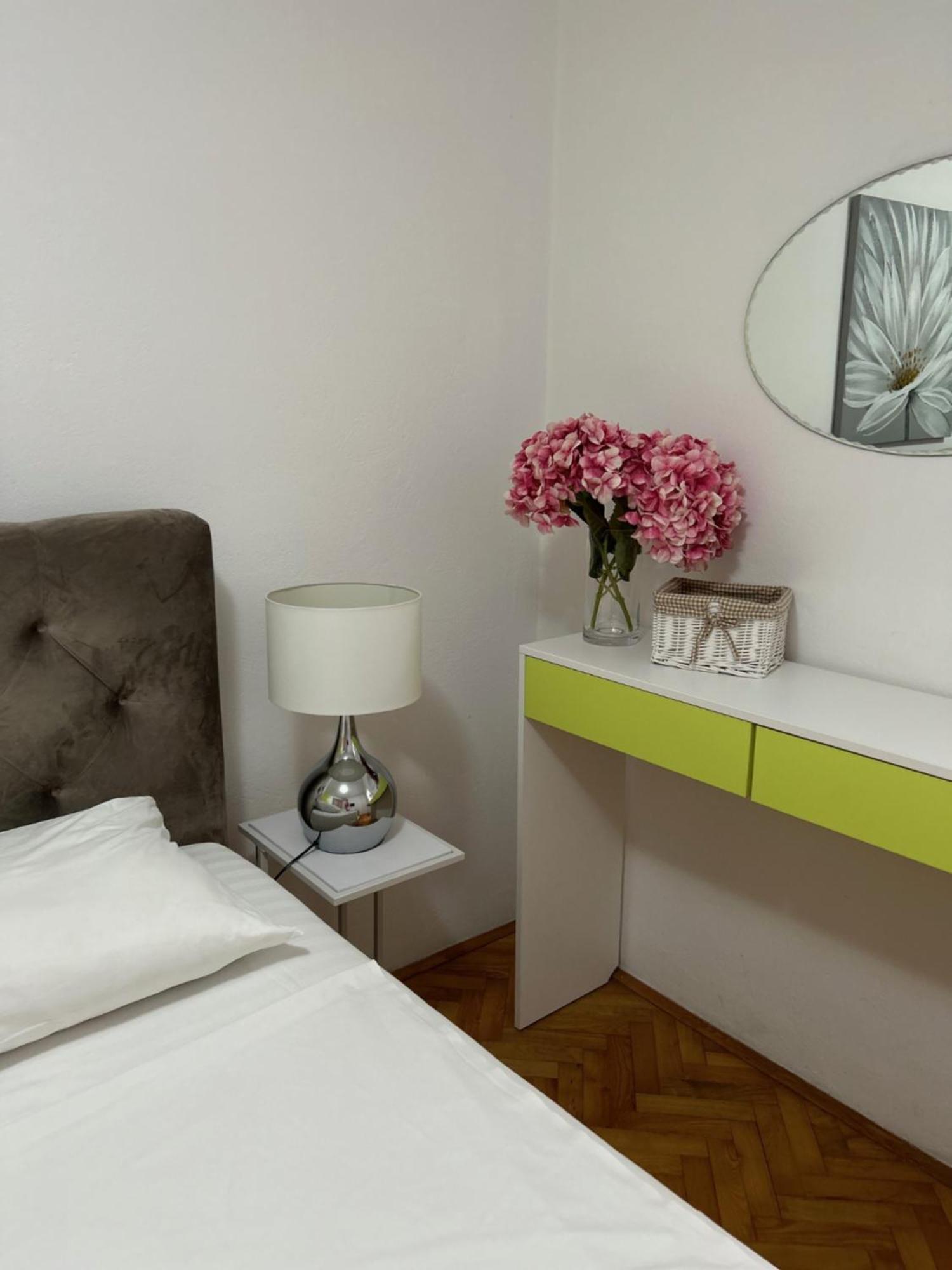 Apartments And Rooms Diana Zadar Exterior photo